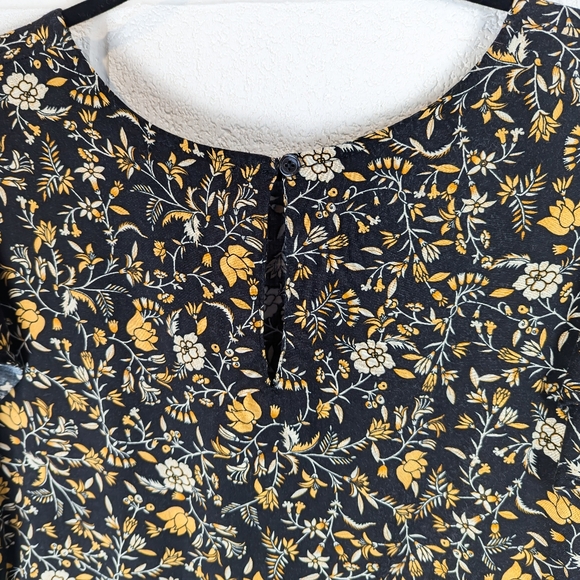 Angels 1X Flowy Ruffle Sleeve Peplum Top Ditsy Floral Mustard Black Blouse - Picture 7 of 10